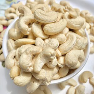 Premium Quality Cashew Nuts Buy Bulk Wholesale Raw Natural Cashews Online Factory Price Bulk Packaging Best Offer